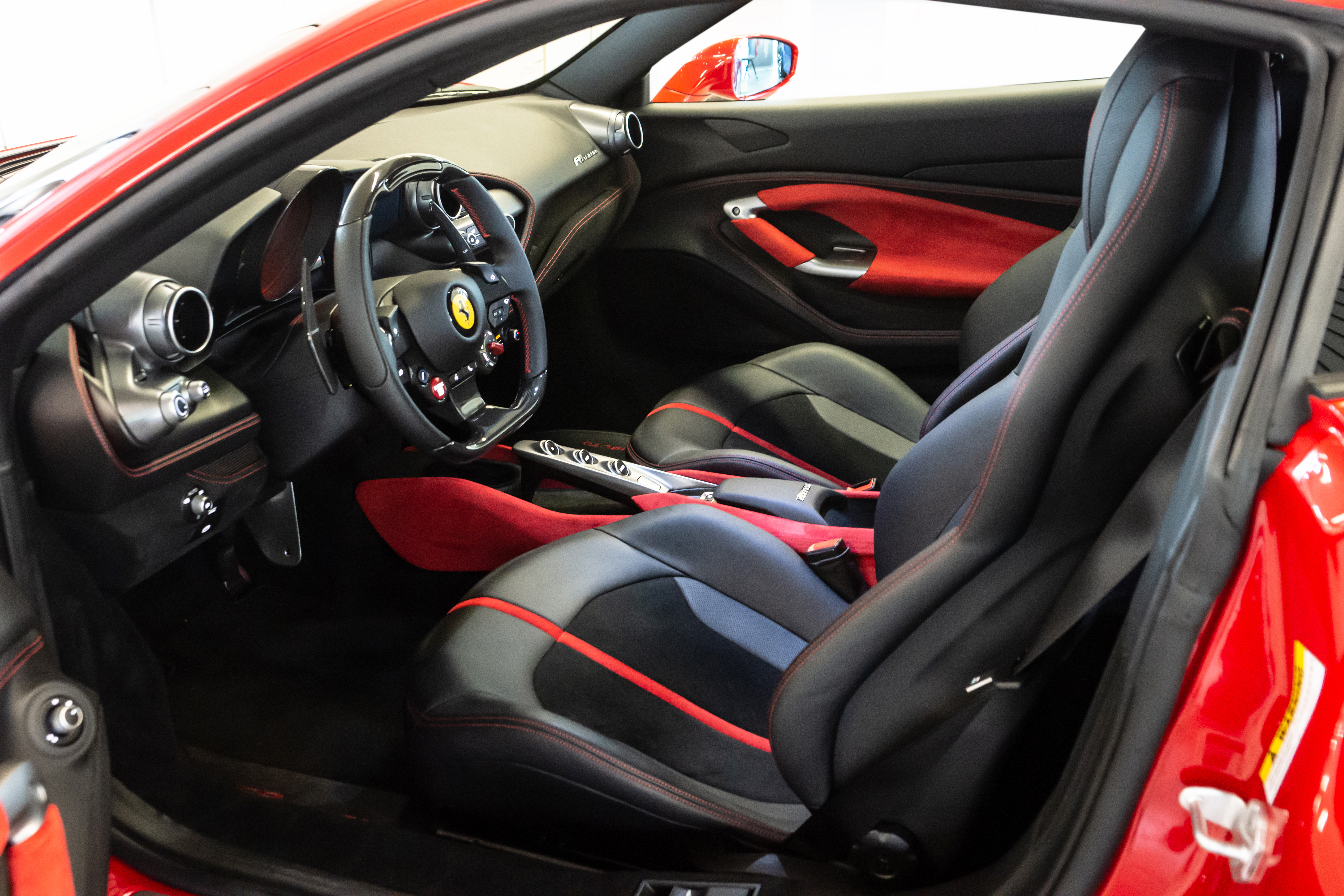 Ferrari_F8_17